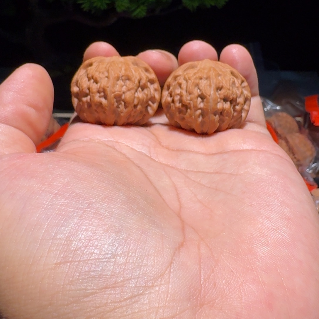 吊坠文玩核桃太行龙珠