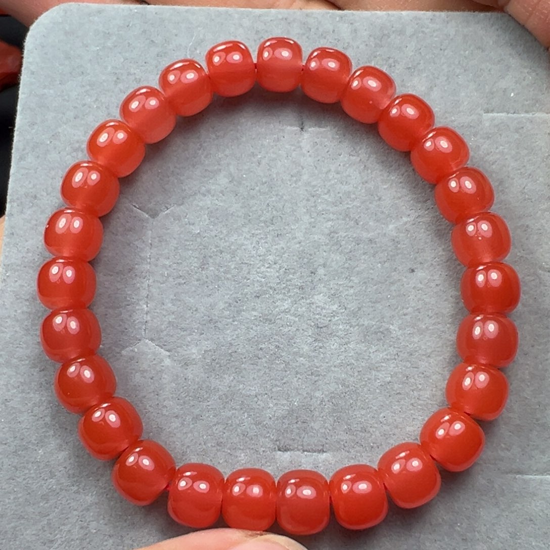南红玛瑙手串未镶嵌