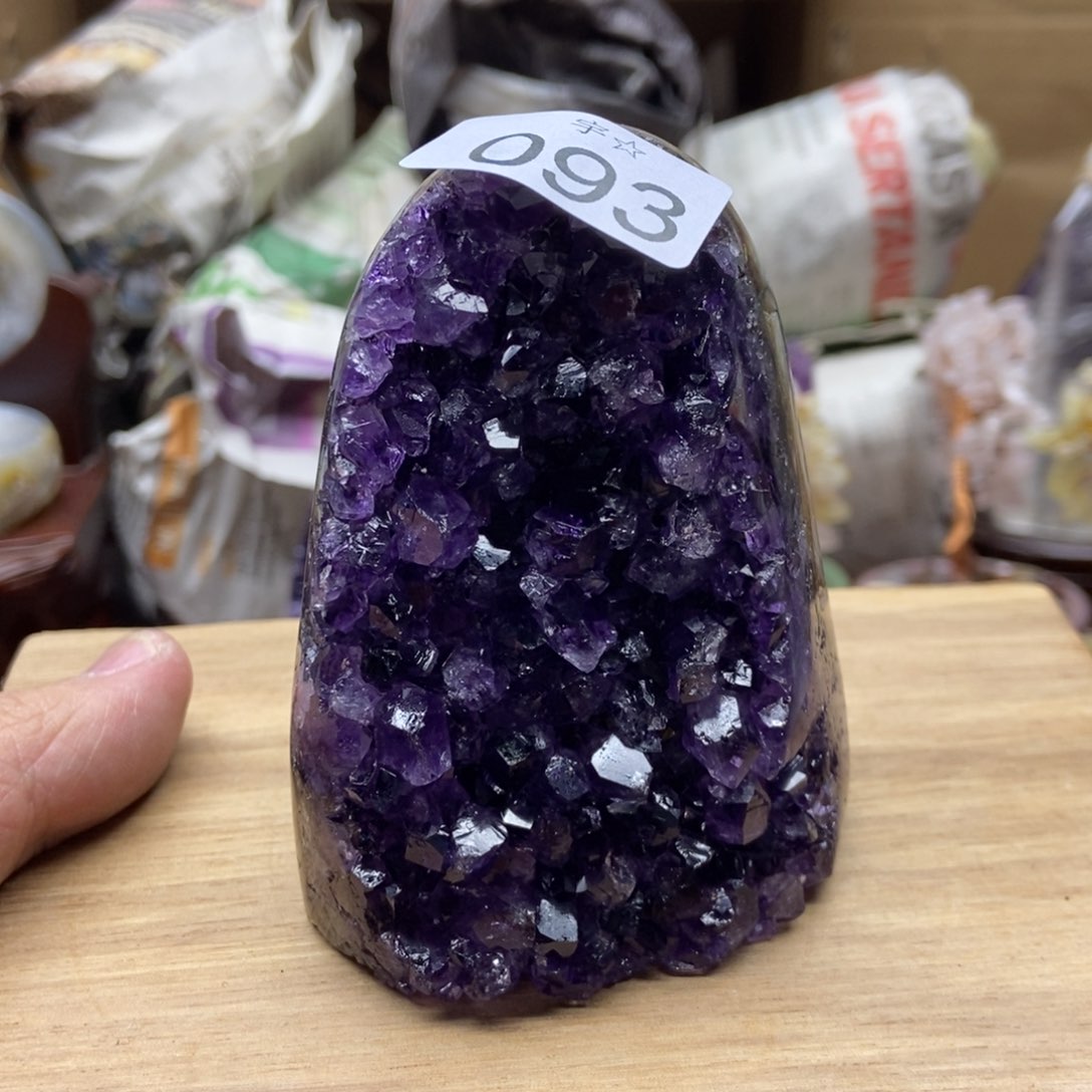 紫晶天然水晶摆件未镶嵌