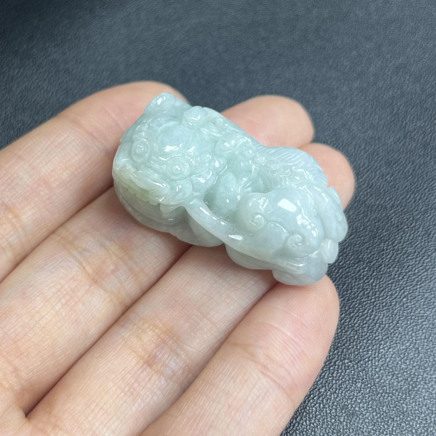 于于珠宝-天然A货缅甸翡翠貔貅玉石吊坠37.5×19.5×13