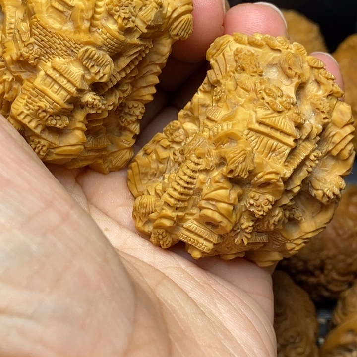 文玩核桃把件亭台楼阁