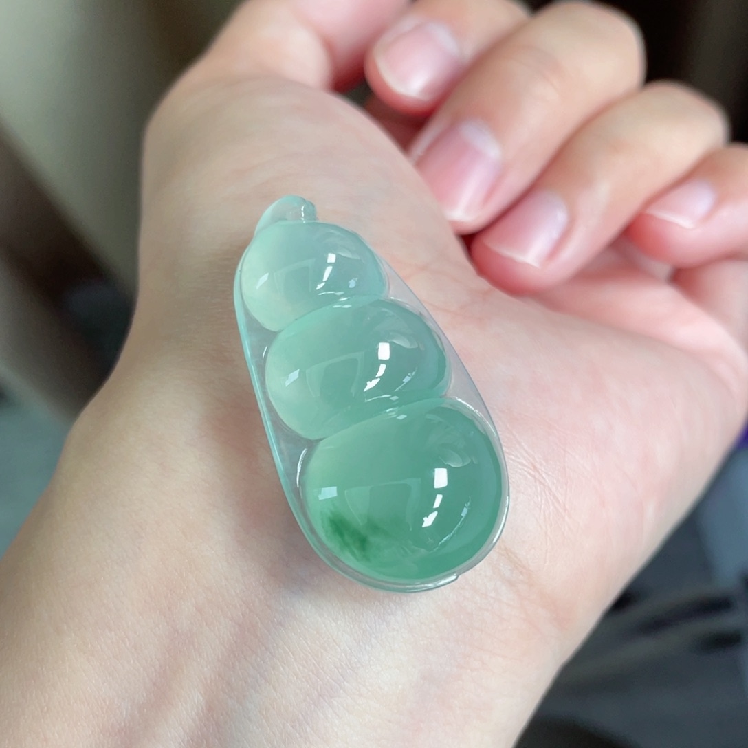 颈饰未镶嵌翡翠福豆