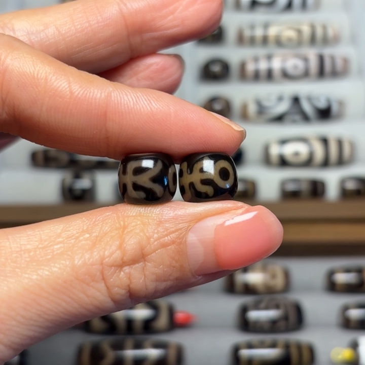 未镶嵌颈饰玛瑙/玉髓家****王