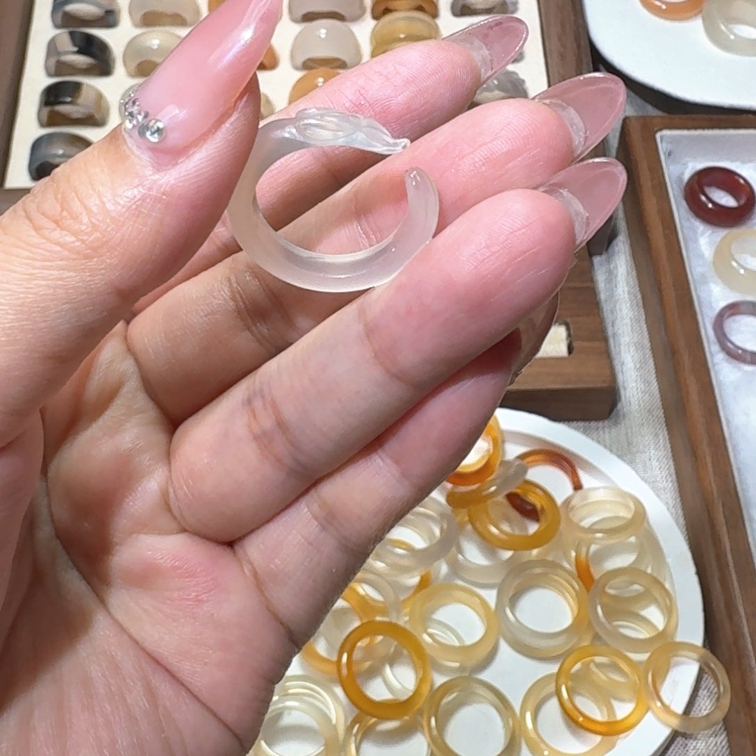 未镶嵌戒指玛瑙/玉髓619港16