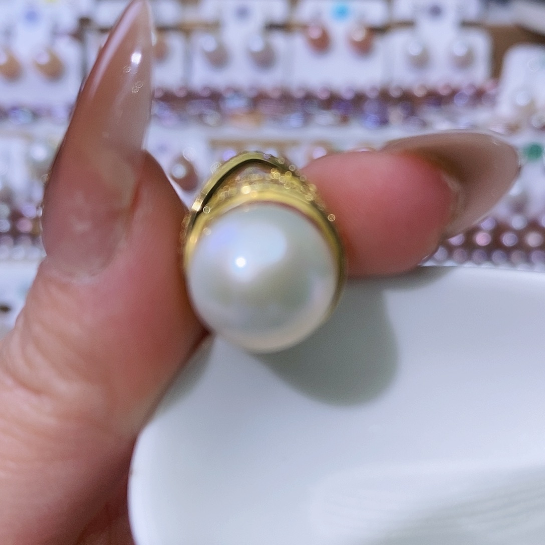 淡水珍珠颈饰合金