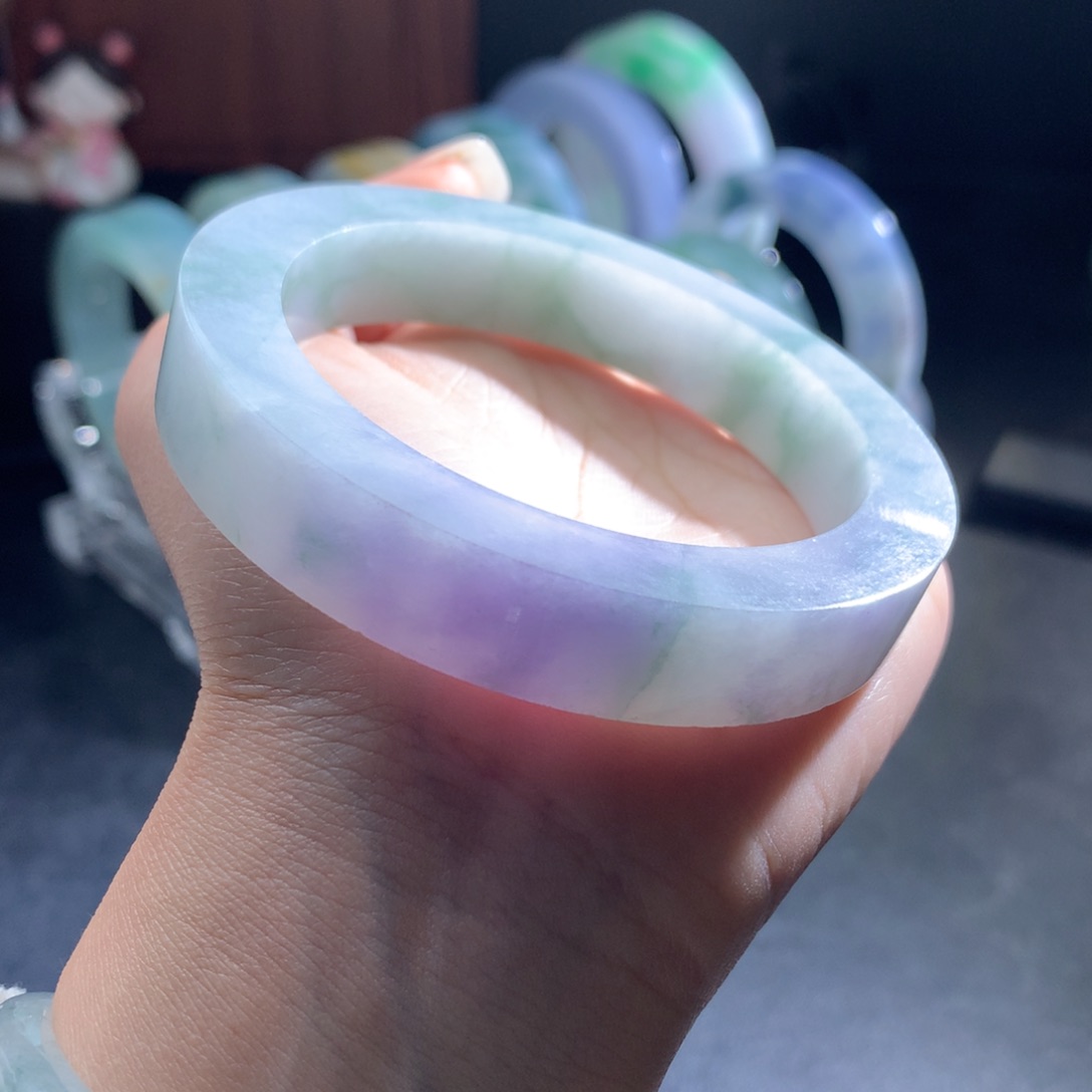 定制翡翠手镯未镶嵌小*伟