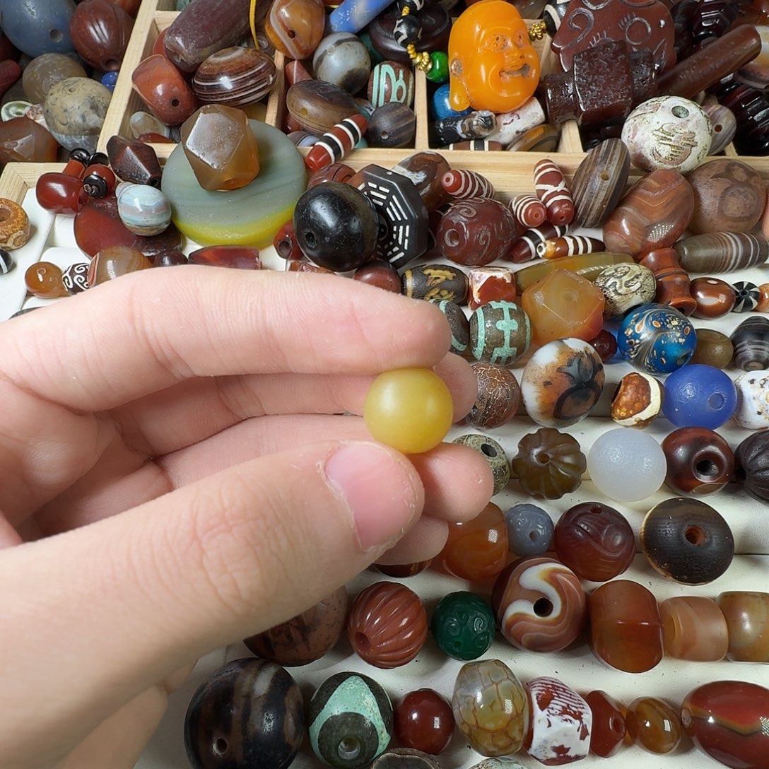 玛瑙/玉髓未镶嵌纯天然玛瑙珠子
