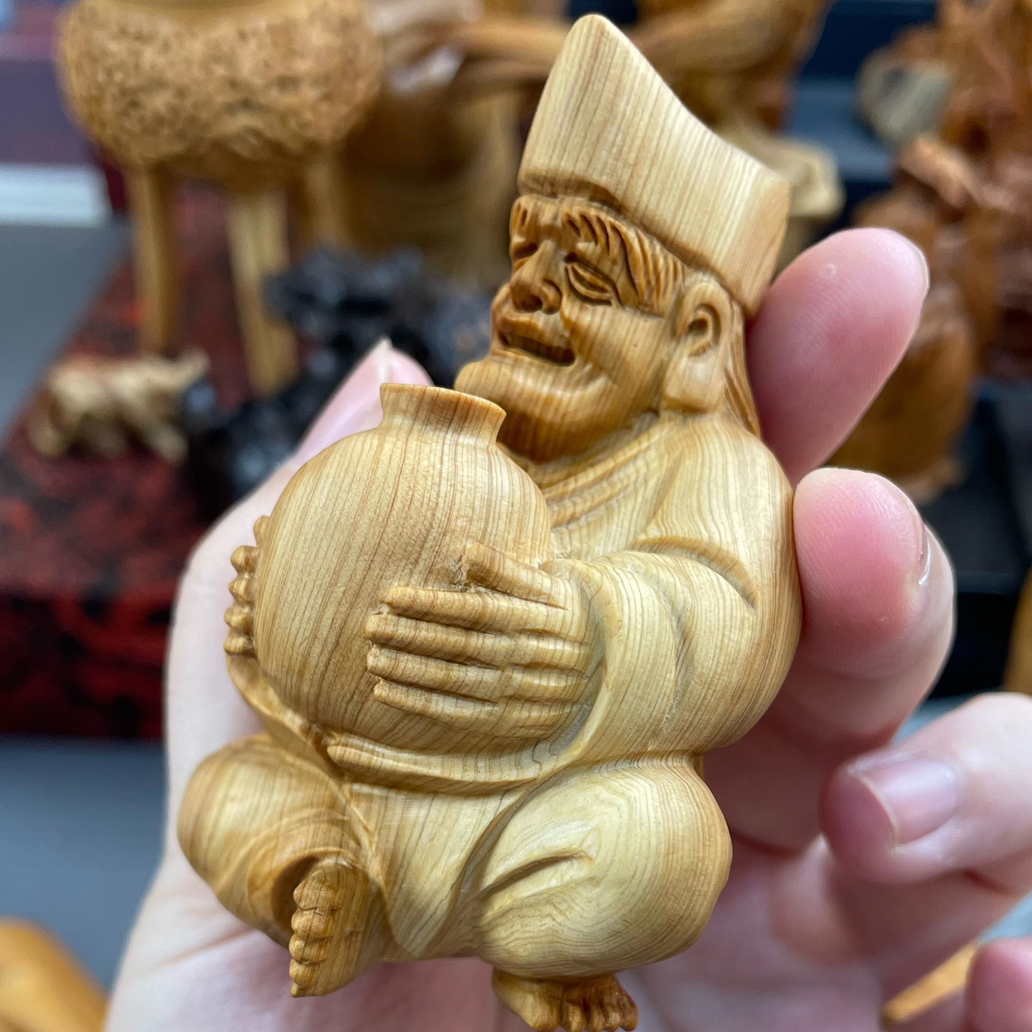 家居饰品木雕刻济公手把件随身把玩中式禅意手工