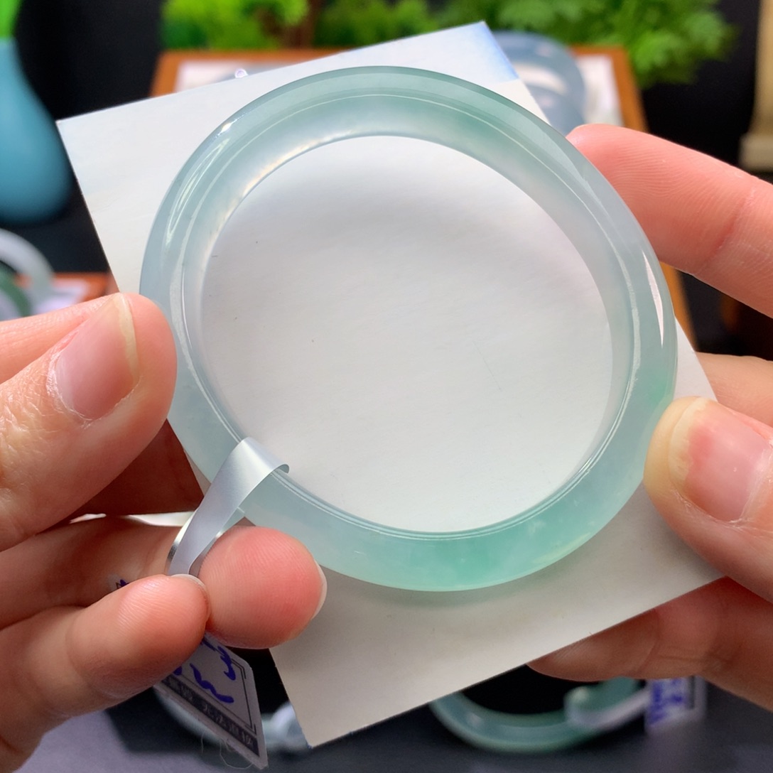 翡翠未镶嵌手镯闪购 9