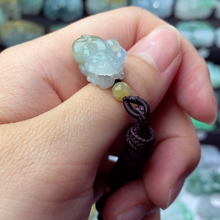 翡翠颈饰未镶嵌?****?天然