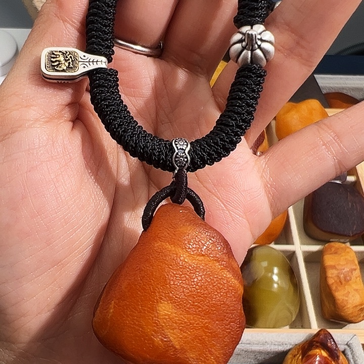 蜜蜡裸石未镶嵌我