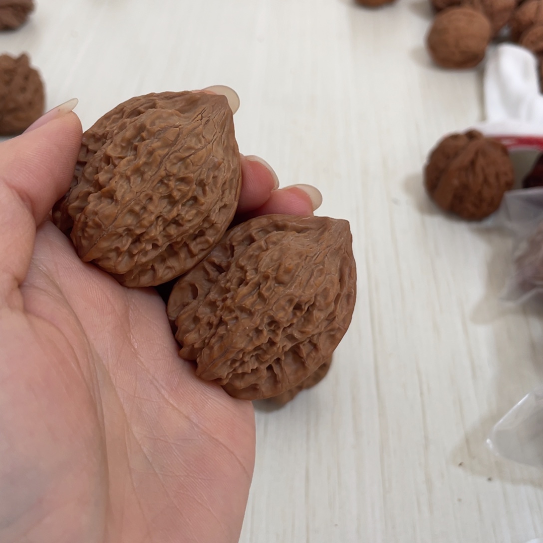 吃***森文玩核桃吊坠鸡心全品