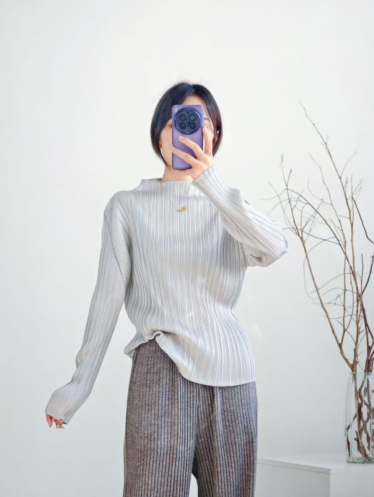 褶皱女装新款简约经典款长袖上衣女 高级感褶皱打底衫外穿上