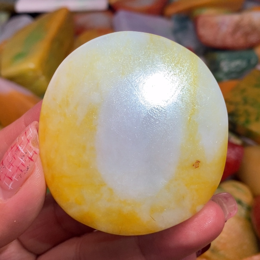 翡翠颈饰未镶嵌缅甸翡翠