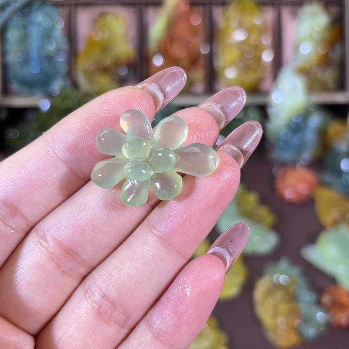 未镶嵌蛇纹石玉颈饰g**k