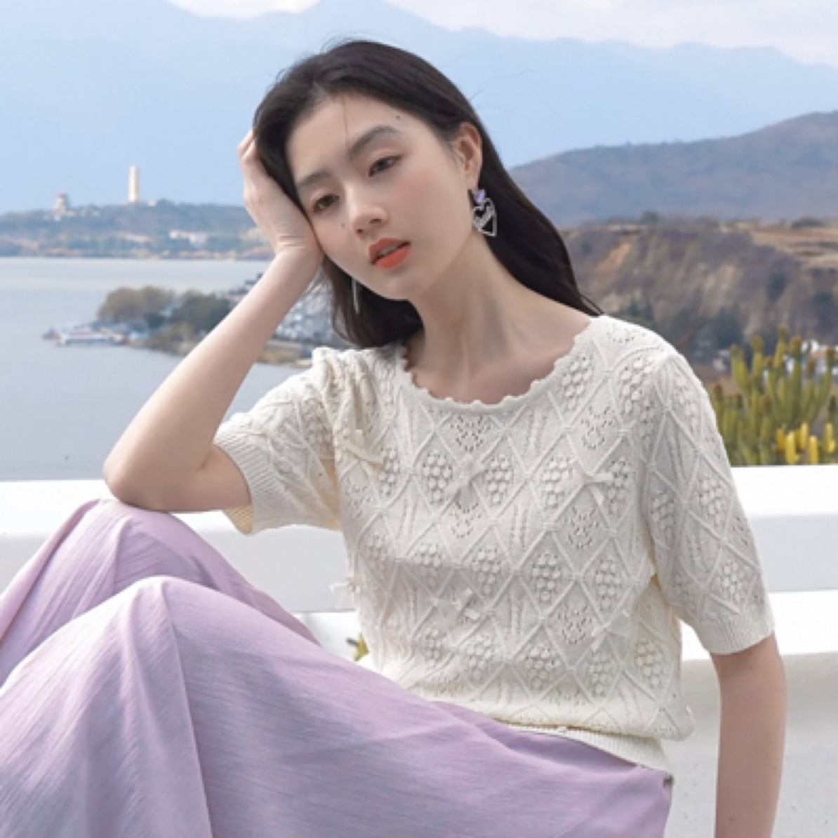 夏季围巾领泡泡袖针织衫女毛针织衫圆领设计感短袖宽松镂空