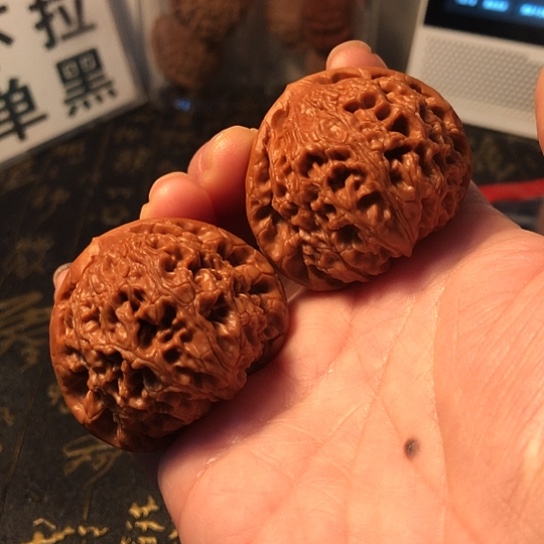 文玩核桃把件水龙纹46mm