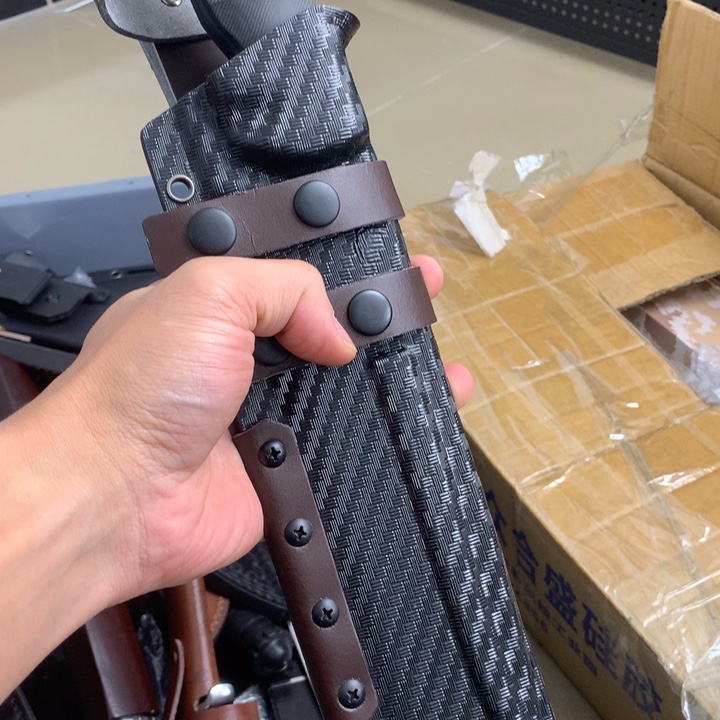 挺进这瑕疵户外工具