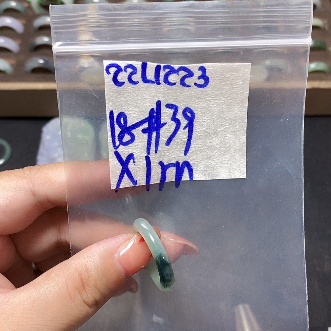 未镶嵌定制翡翠x**n