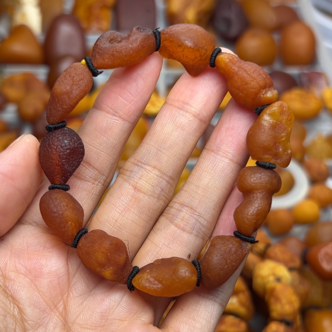 未镶嵌琥珀裸石风**里天然蜜蜡