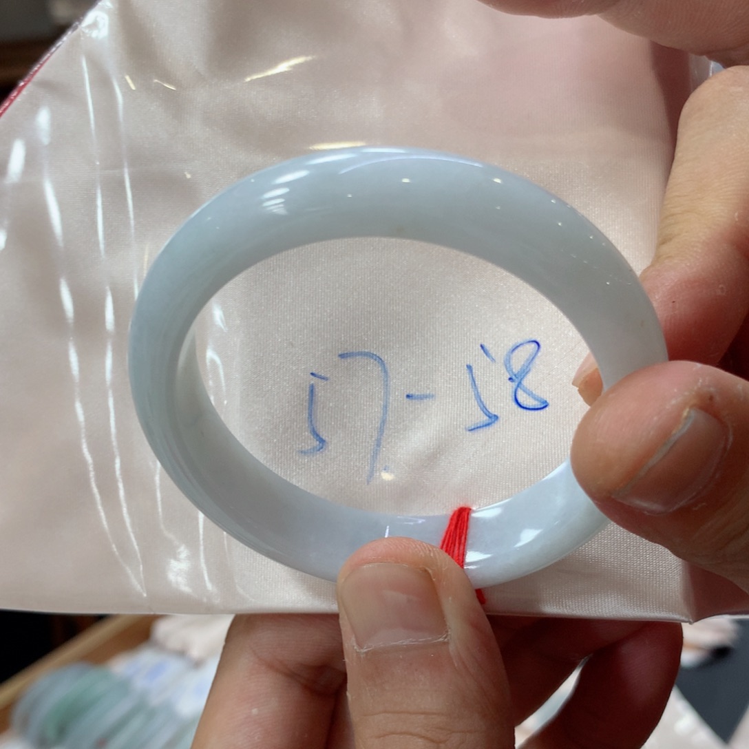 翡翠未镶嵌手镯买断