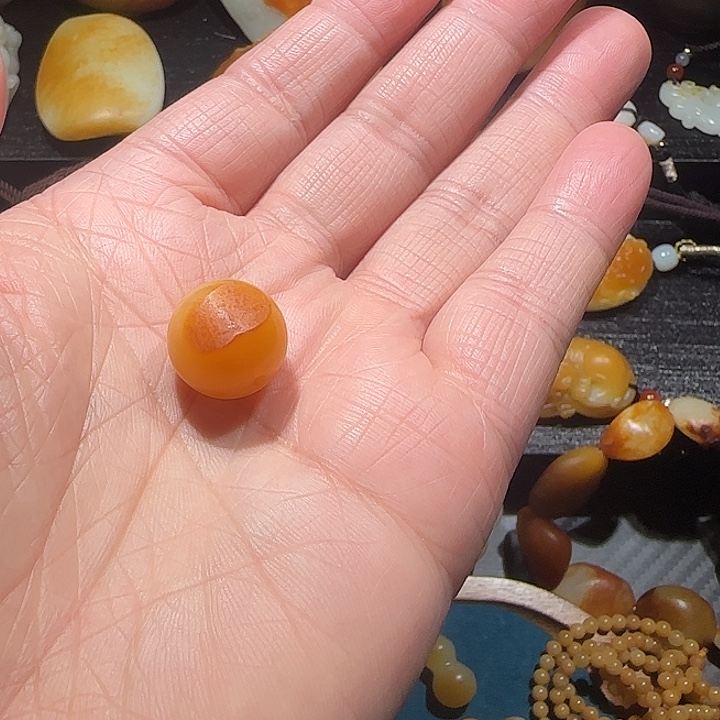 铜***人和田玉（糖玉）未镶嵌车挂