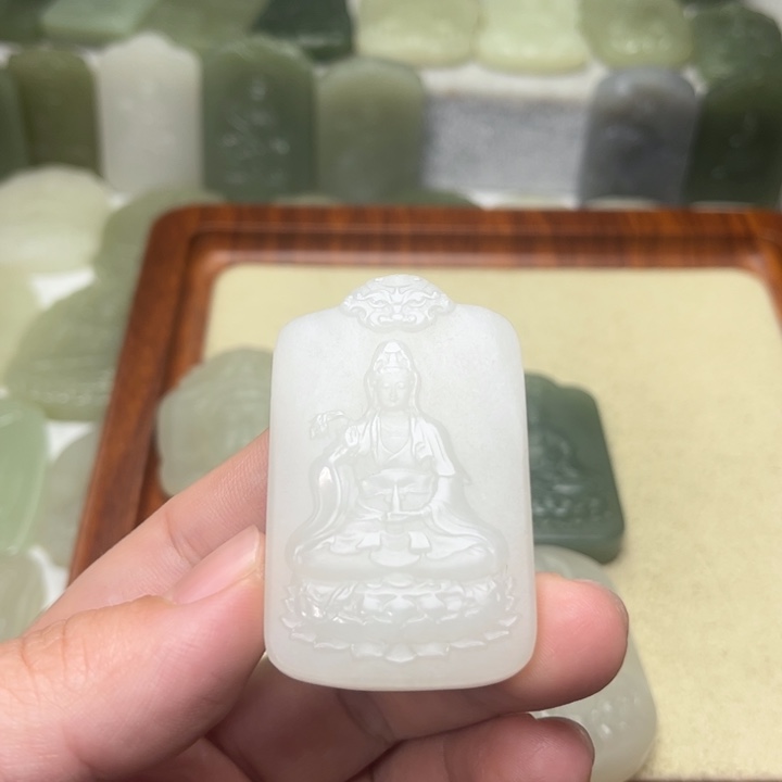 和田玉颈饰未镶嵌J****n