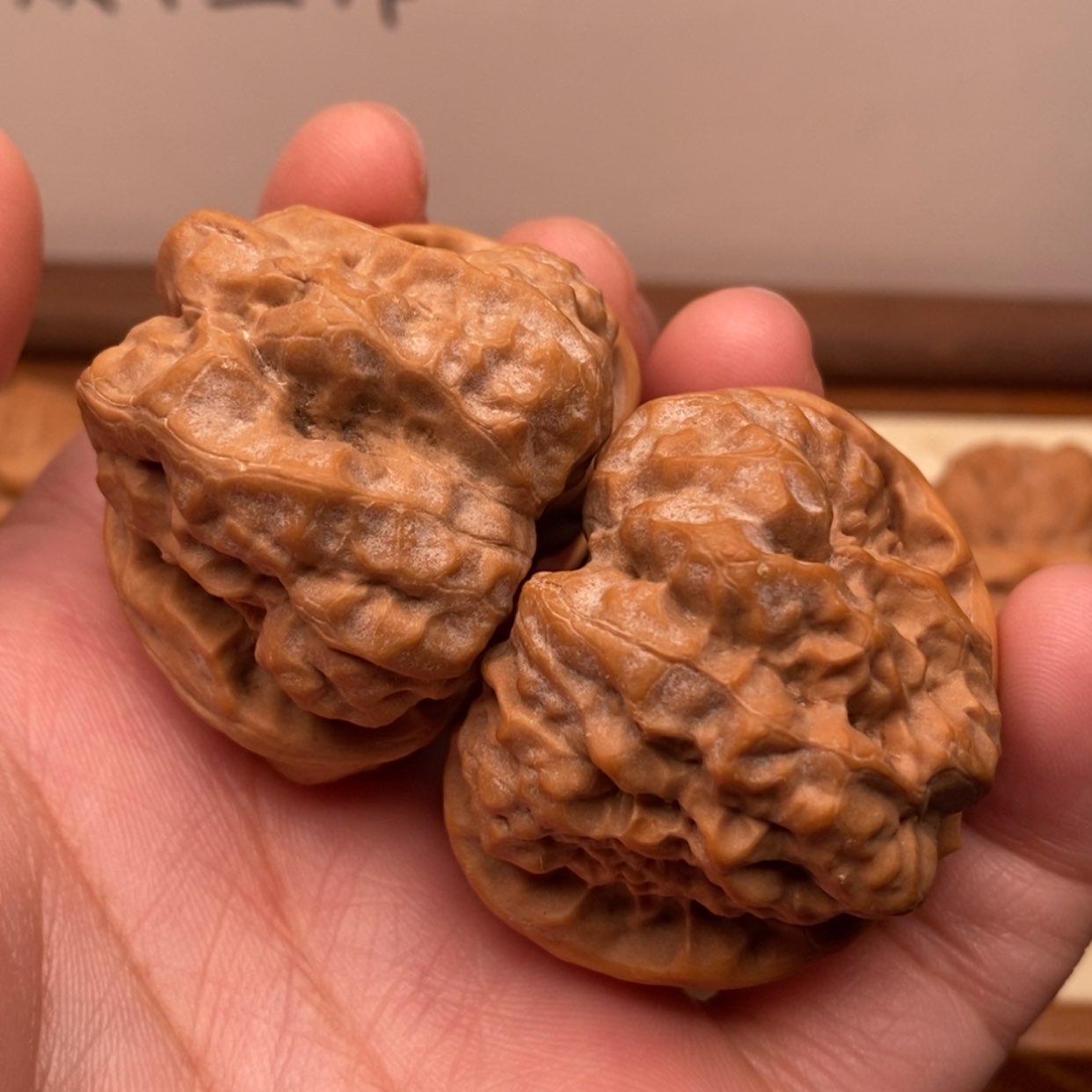 【闪购商品】把件文玩核桃烂***事边41左右