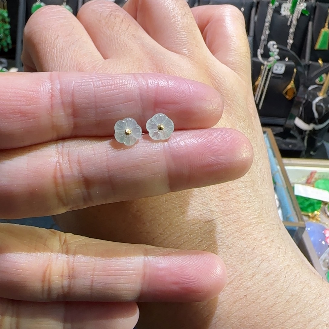 翡翠18K金镶嵌颈饰耳钉