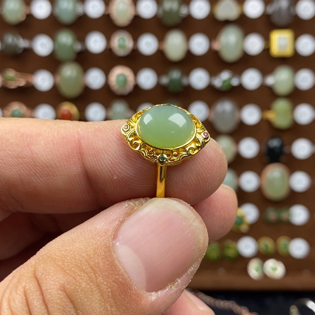 和田玉（碧玉）戒指合金