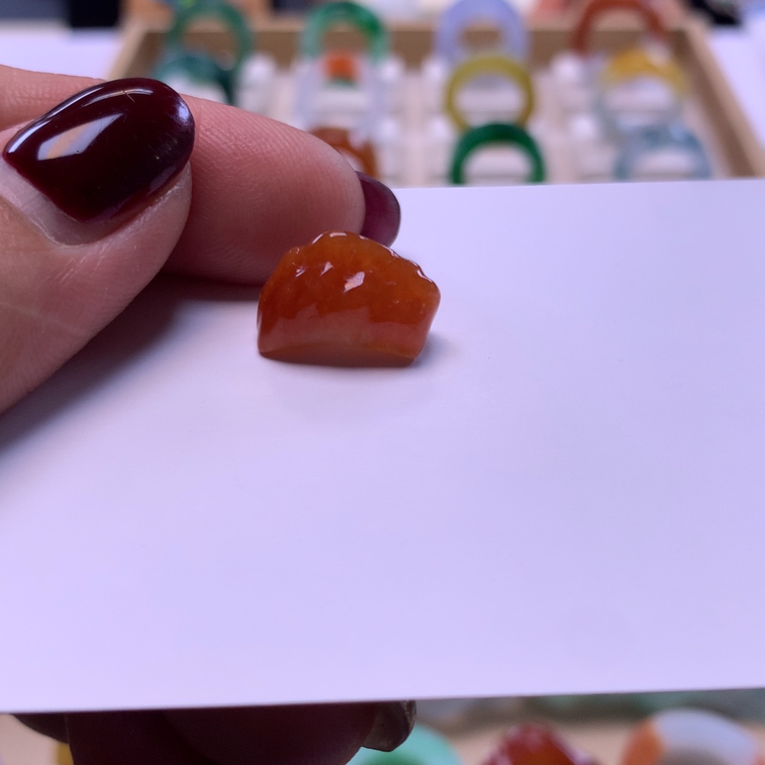 定制翡翠未镶嵌翡翠