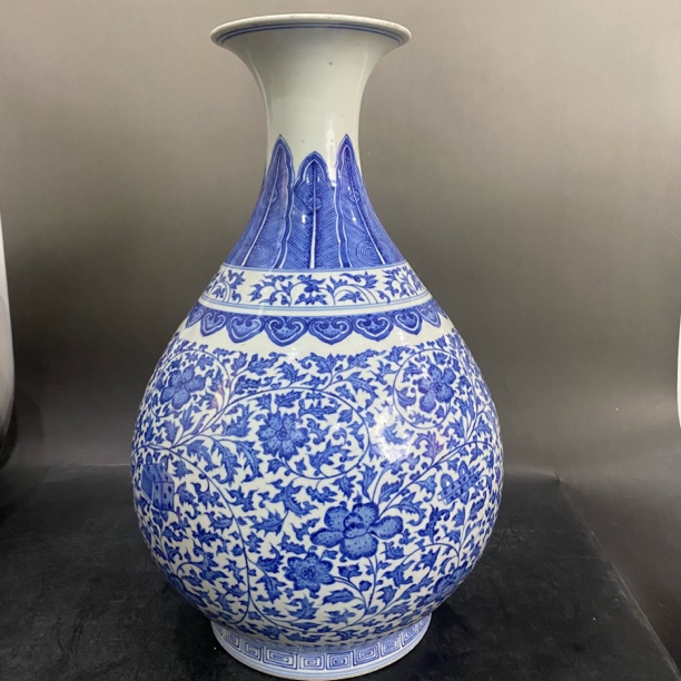 2280 青花玉壶春瓶