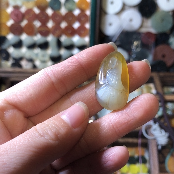 岫玉岫玉挂件未镶嵌