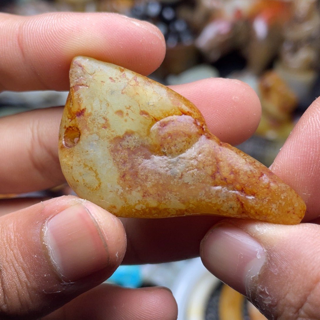 和田玉（糖玉）未镶嵌挂件