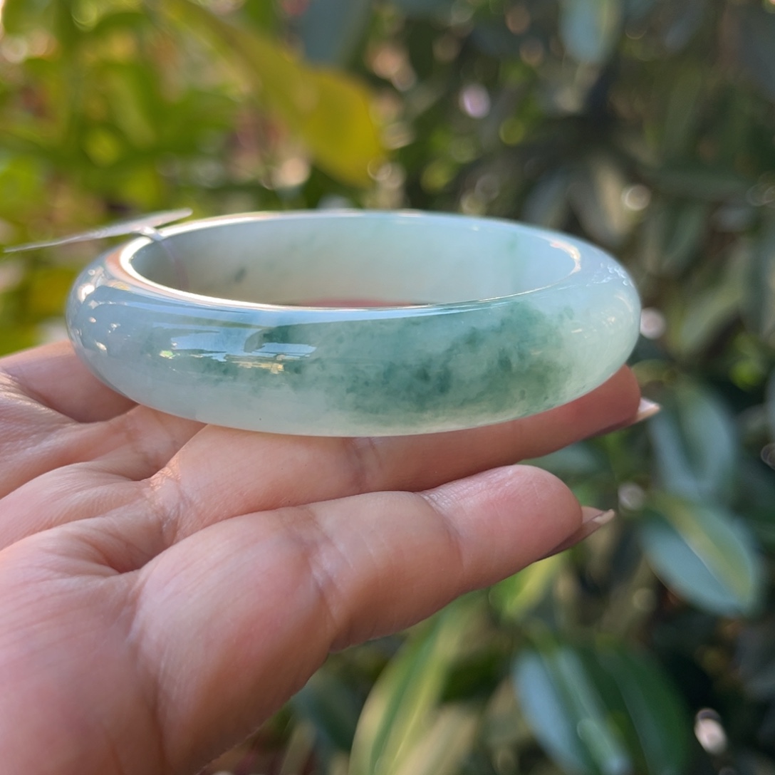 翡翠未镶嵌手镯56.6正圈