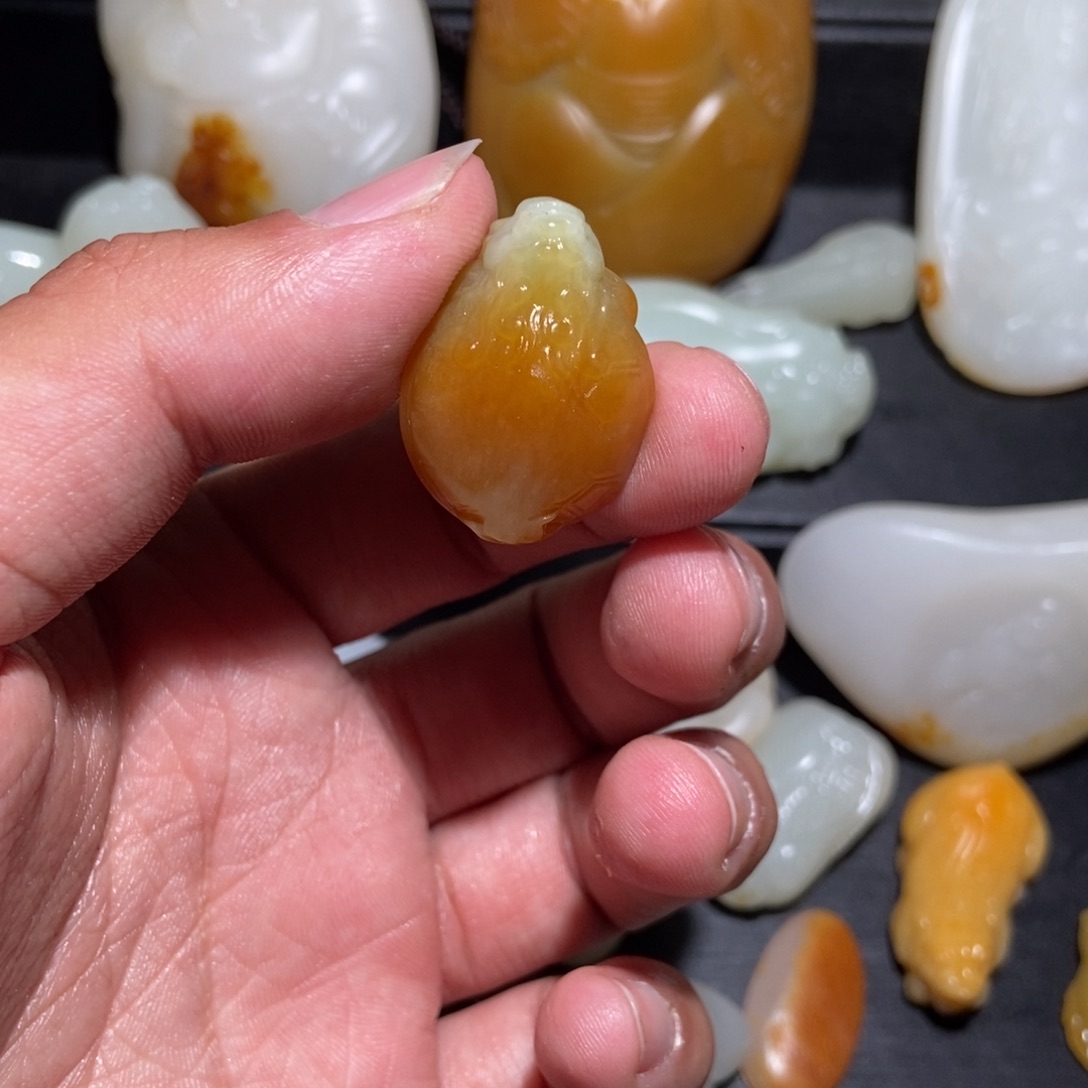 和田玉颈饰未镶嵌海*