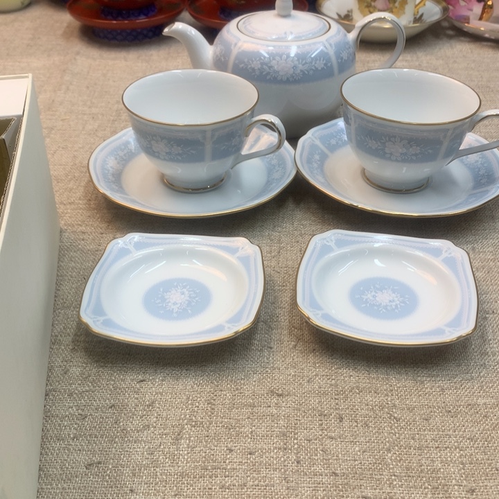 金瓷阁家的美丽瓷器