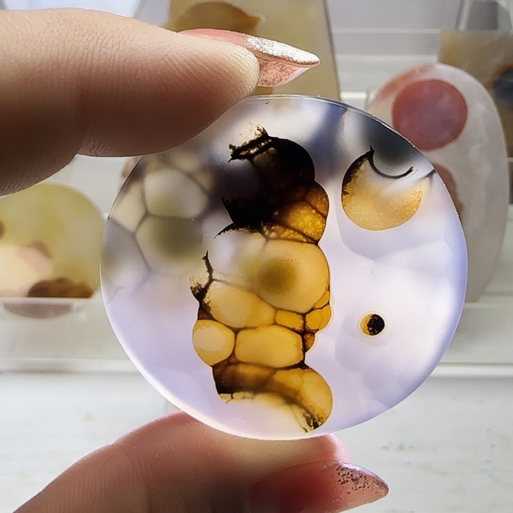 玛瑙/玉髓未镶嵌珠宝奇石