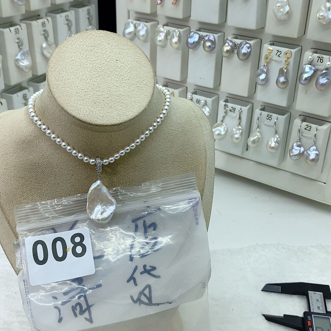 淡水珍珠颈饰合金