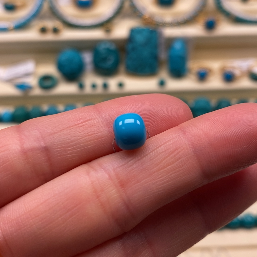 绿松石未镶嵌珠宝奇石直径7.7×6.6老型