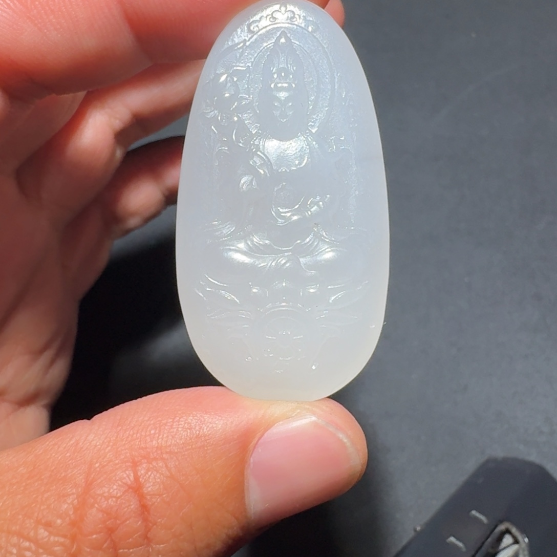 和田玉（糖玉）未镶嵌颈饰