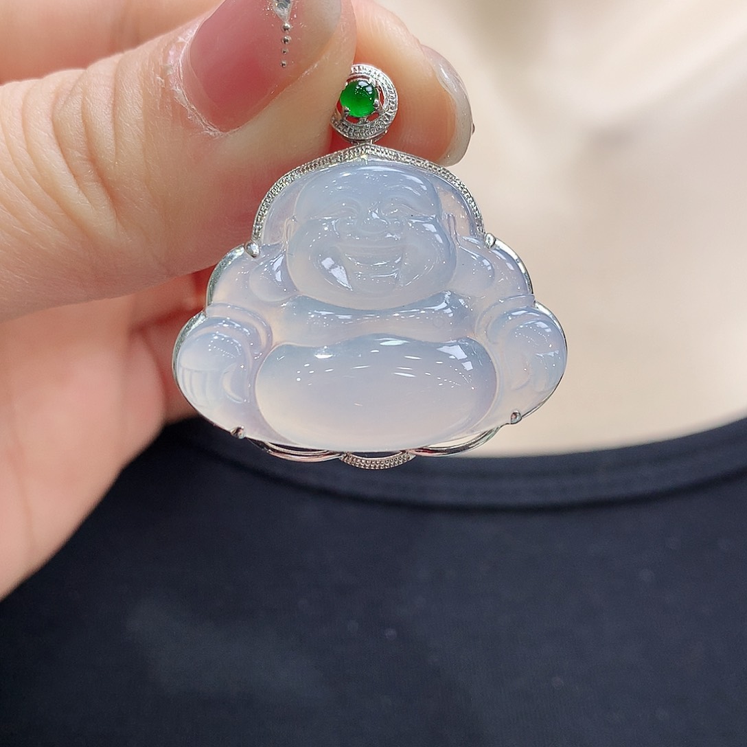 翡翠颈饰18K金镶嵌佛公