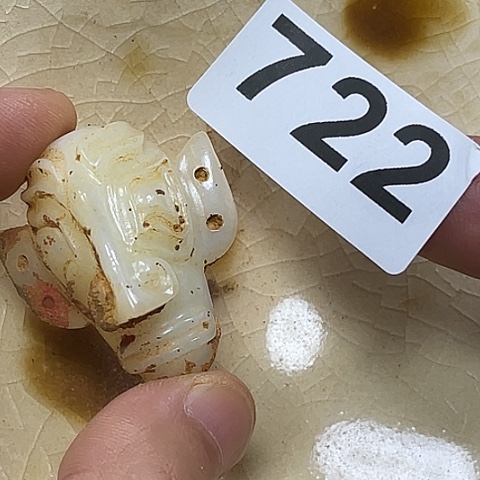 谷***地瓷片瓷器制作过程是采用现代手工加工方法的制作