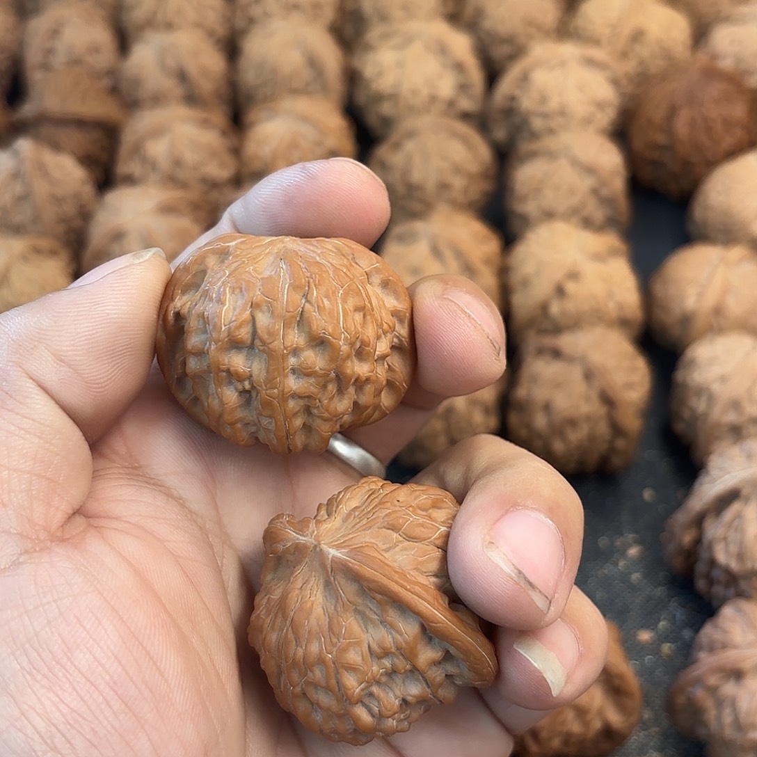 哒***哒文玩核桃吊坠磨盘