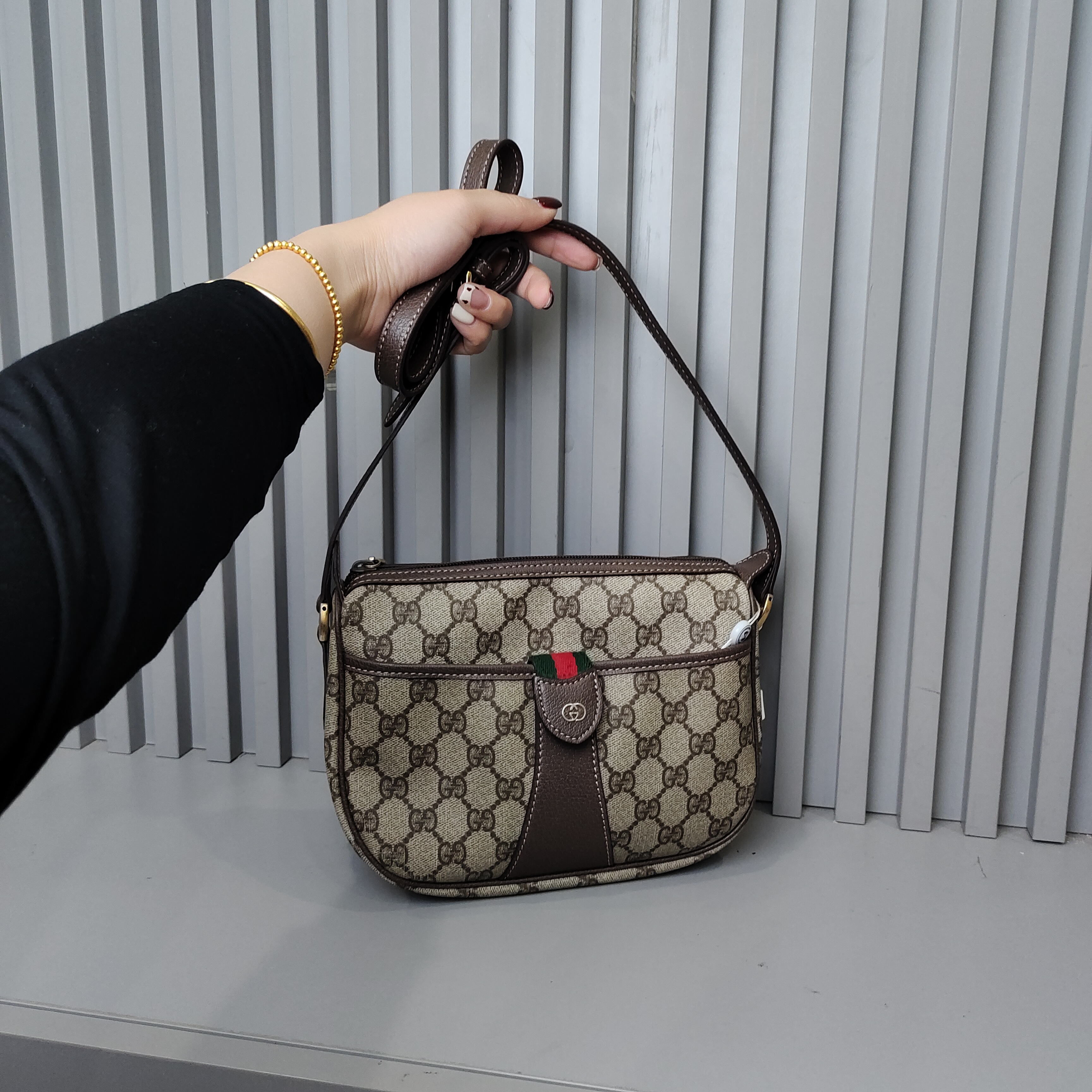 95新 GUCCI/古驰 兔兔奢欣欣/古驰斜挎包/241102002