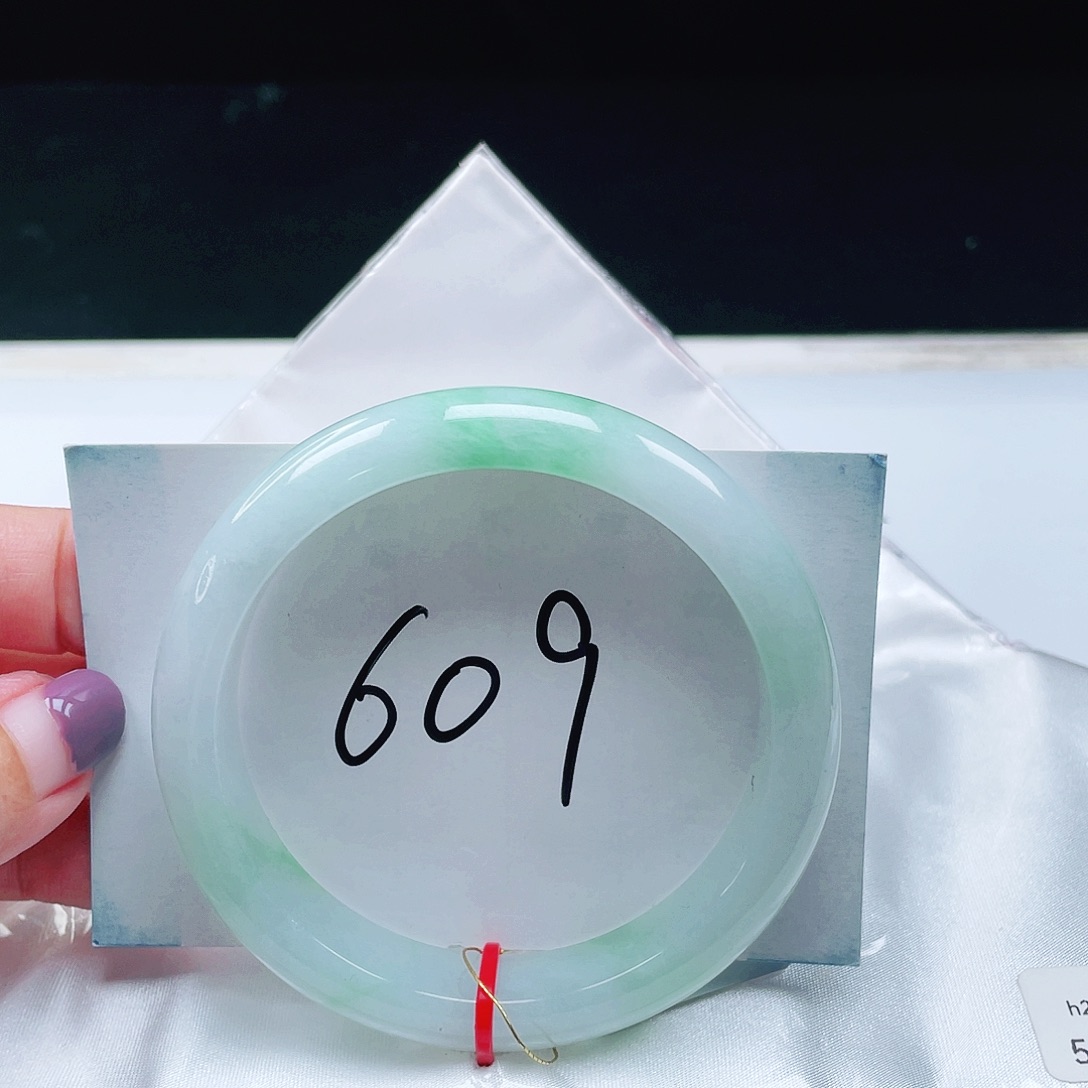 翡翠未镶嵌手镯缅甸翡翠58+