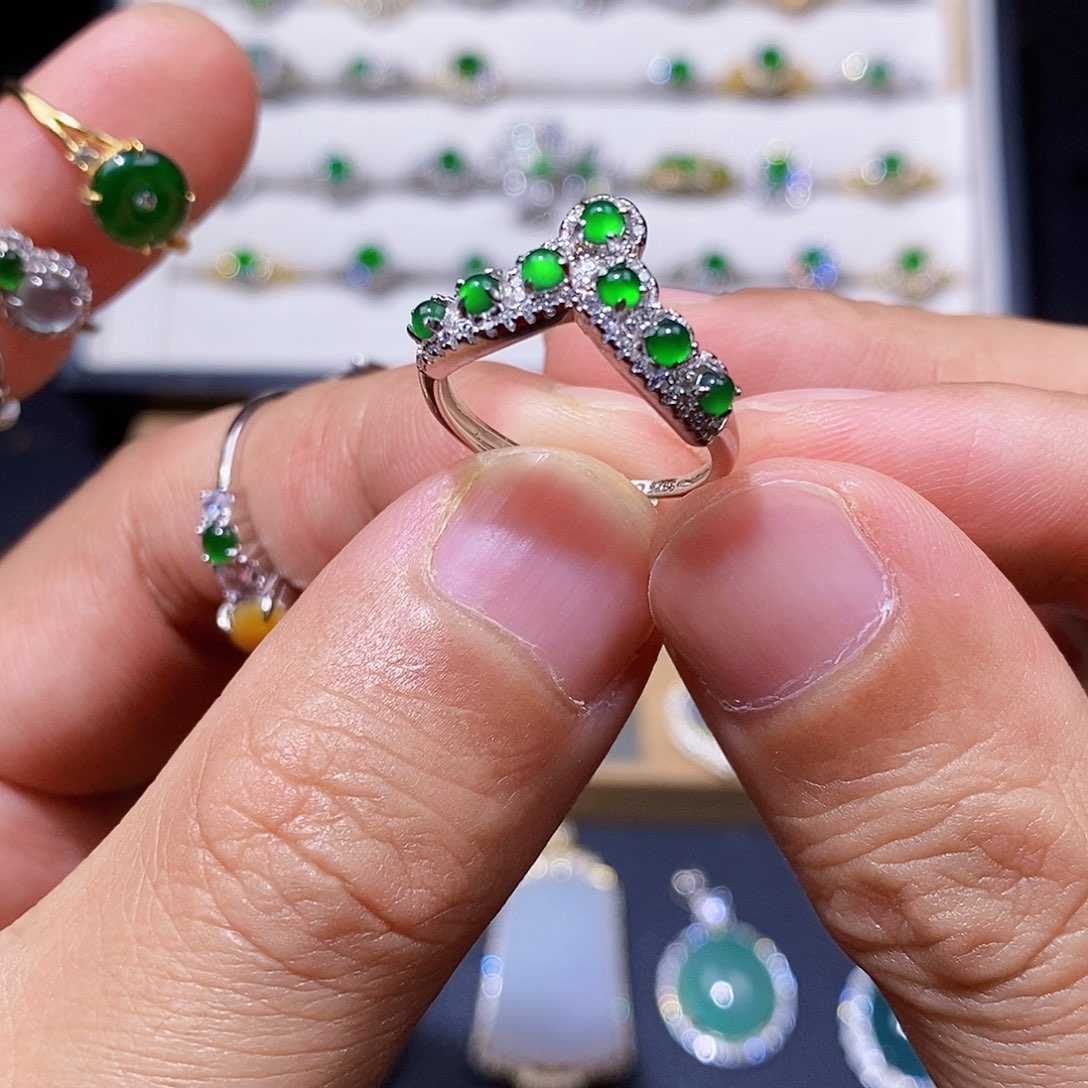 银S925镶嵌戒指翡翠真*戒指