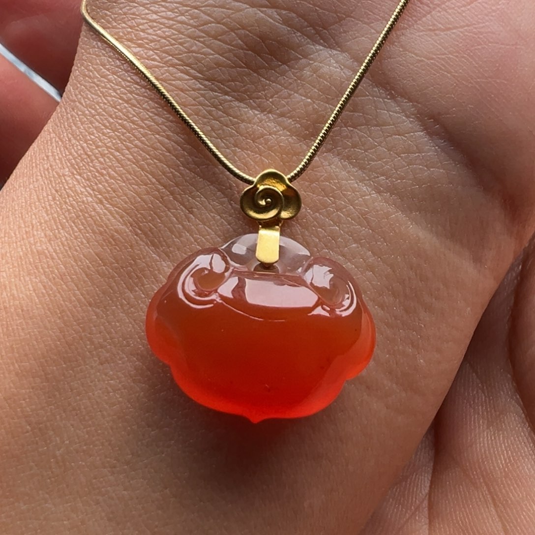 南红玛瑙18K金镶嵌如意