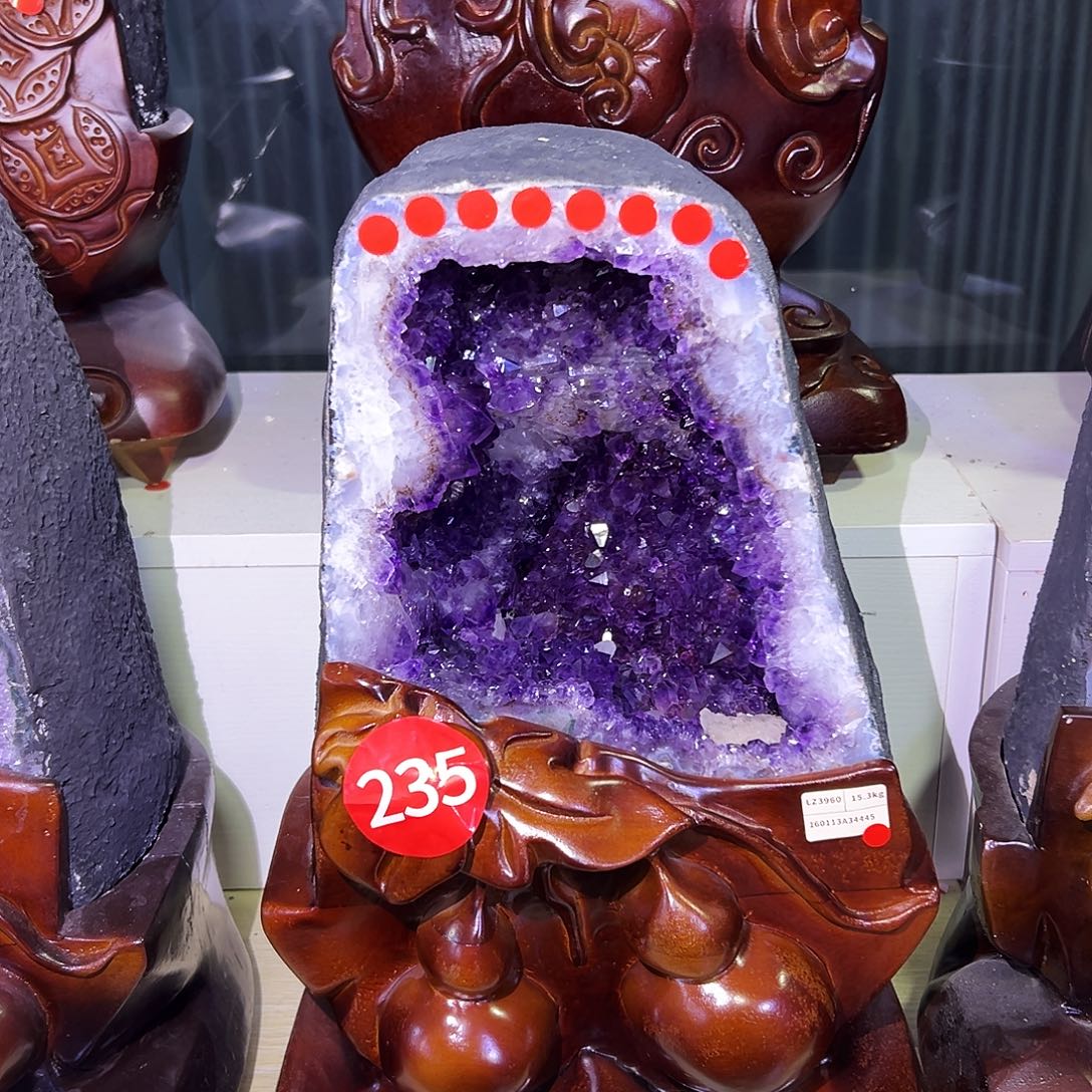 未镶嵌大型摆件（非配饰）紫晶