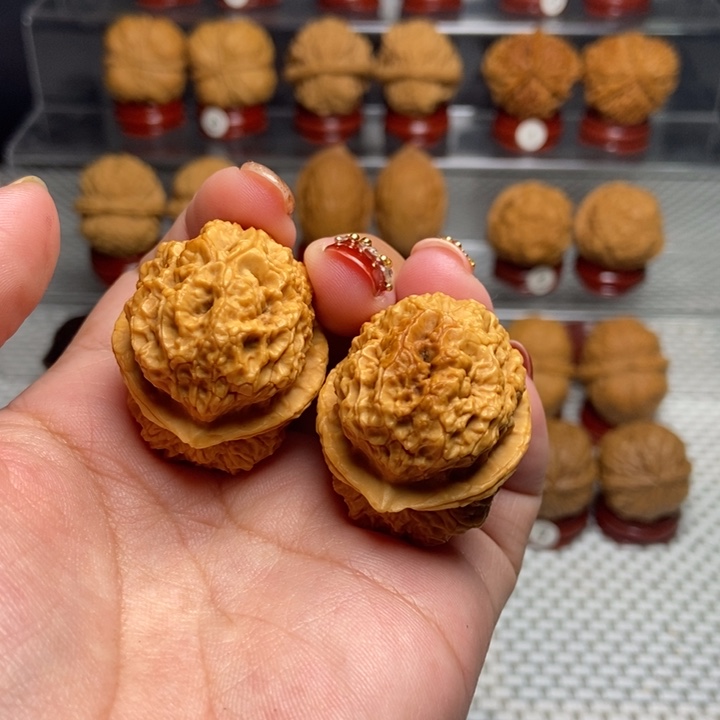 文玩核桃把件金麒麟6